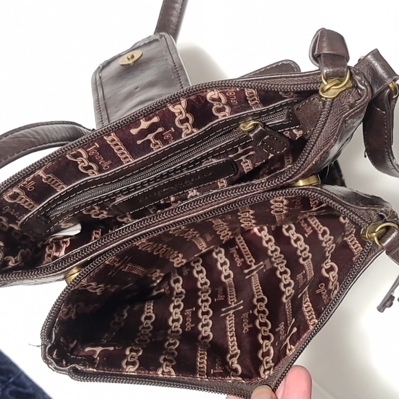 Tignanello 100% Genuine Leather Crossbody Purse - Picture 6 of 16